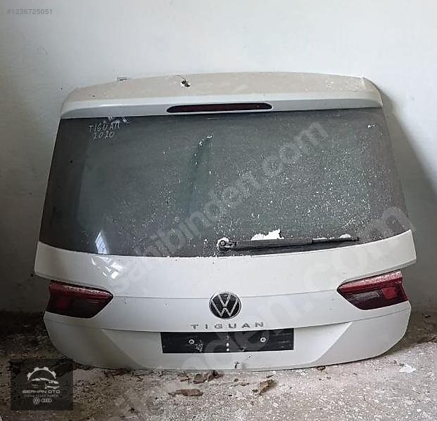 VOLKSWAGEN TİGUAN 2022 MODEL BAGAJ KAPAĞI ÇIKMA ORJİNAL